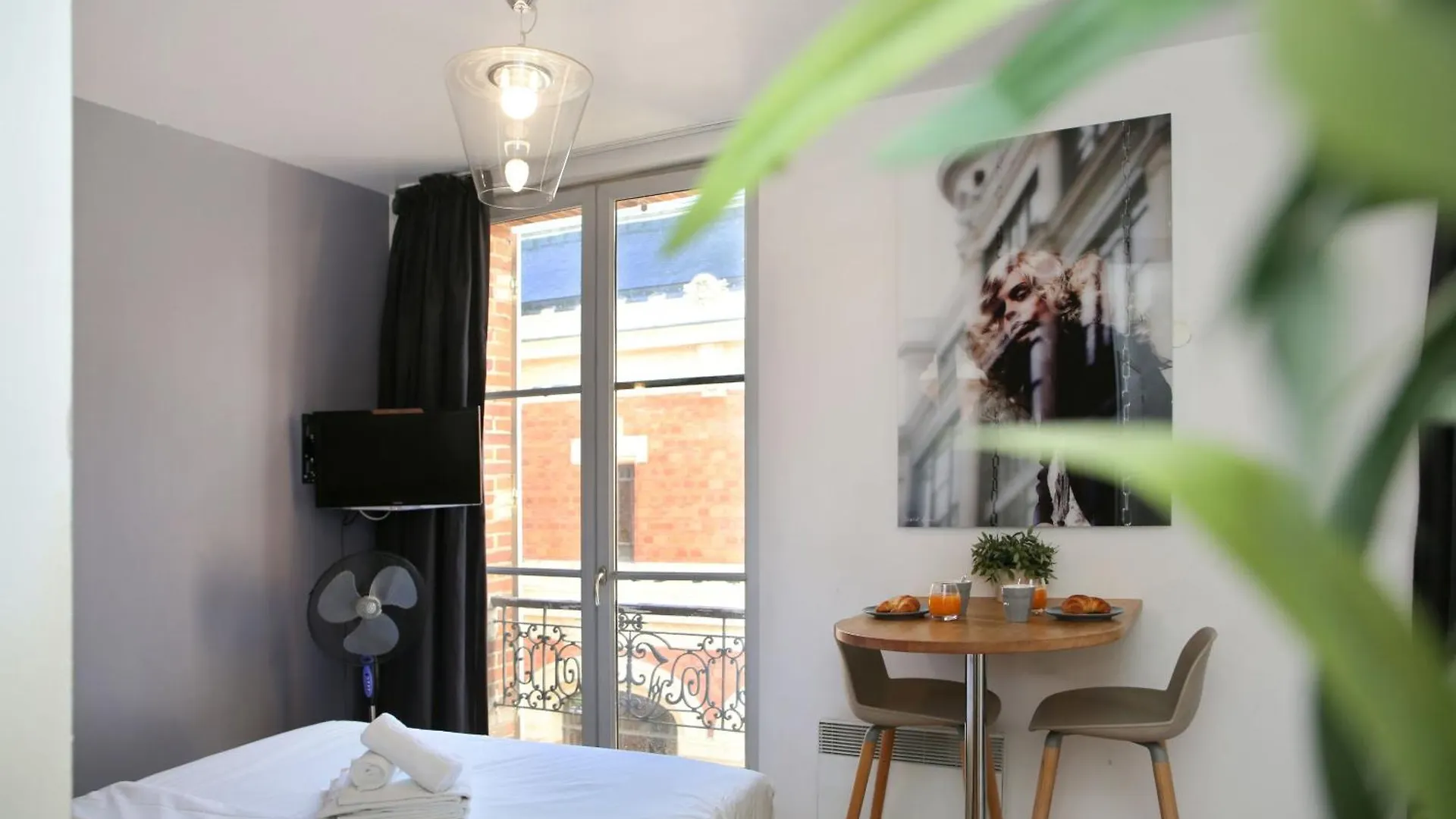 Service - En Face Du Musee - 5 Apartamento *